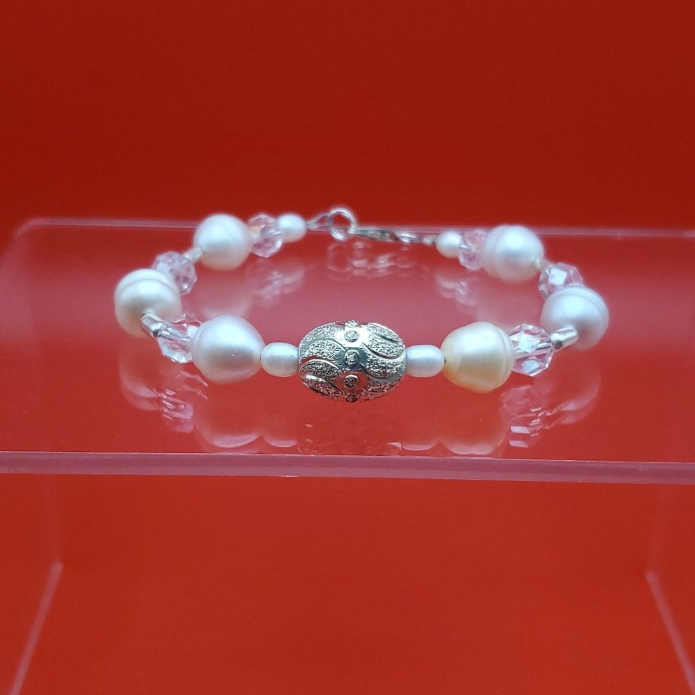 7 Inch 925 Sterling Silver Textured Orb And Genuine Pearls Bracelet